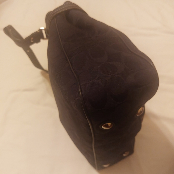 COACH AUTHENTIC SIGNATURE BROWN BY PYTHON - Picture 3 of 16